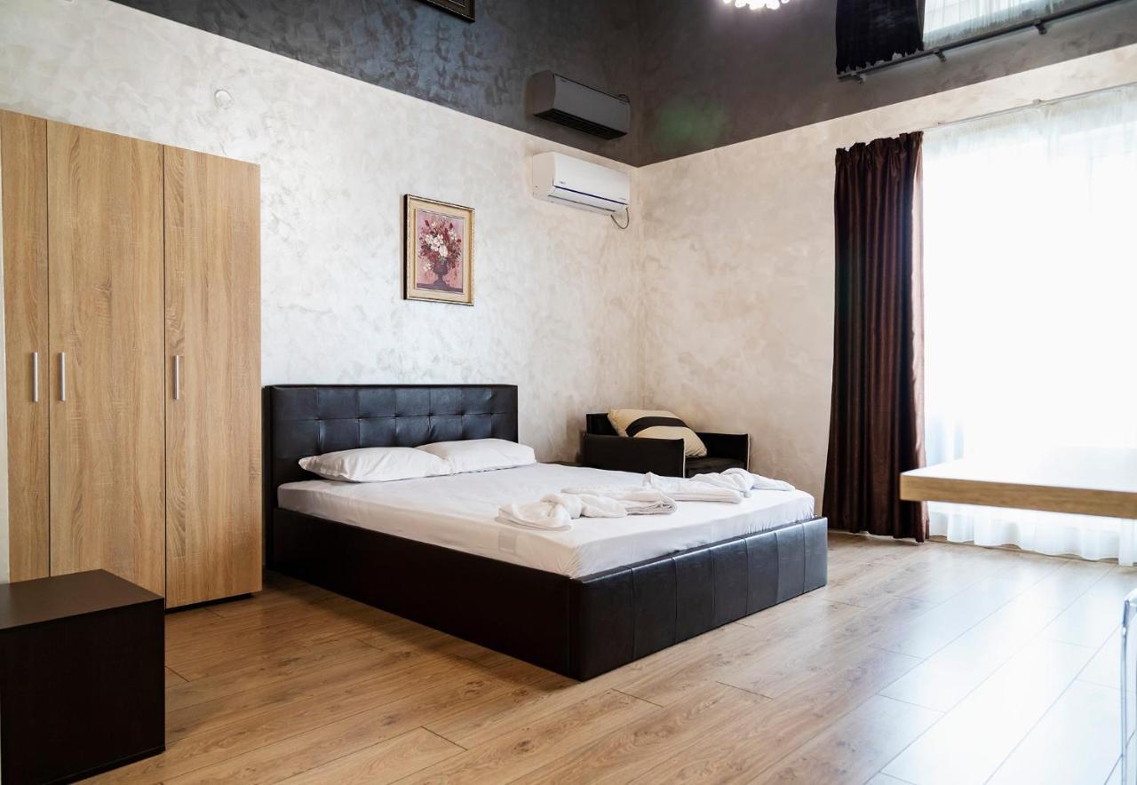 Family Hotel - City Hotel Yambol Buitenkant foto