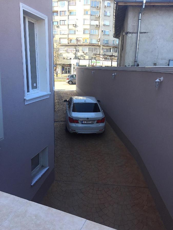 Family Hotel - City Hotel Yambol Buitenkant foto